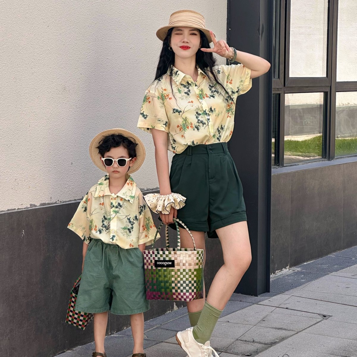 Family Vacation Mother Father  - Plant Parent Shirt avaliação e preço