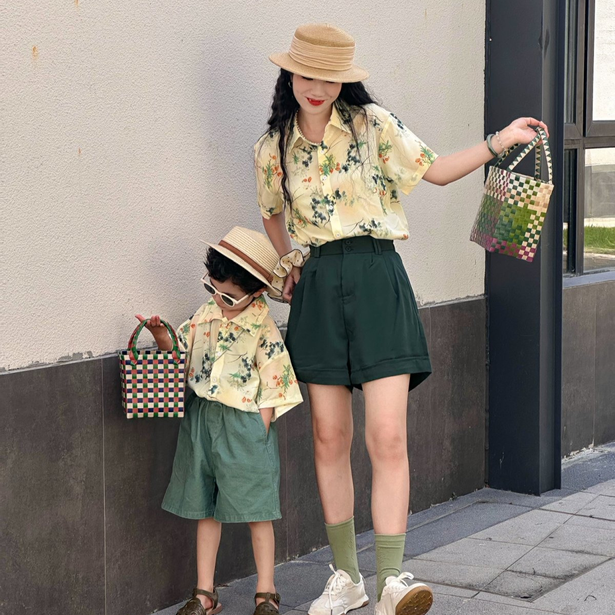 Family Vacation Mother Father  - Plant Parent Shirt avaliação e preço
